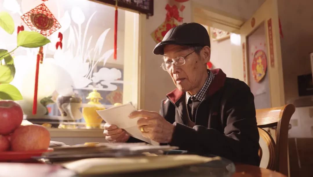 宁波市镇海区蛟川街道退休干部、“中国好人”张如普三十年如一日捐资助学