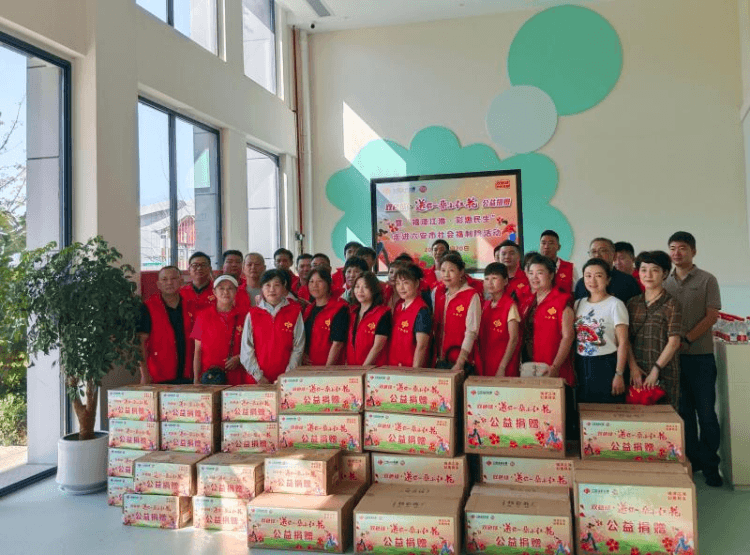 涓涓细流浇灌公益之花——共赴“双色球·送你一朵小红花”温暖旅程