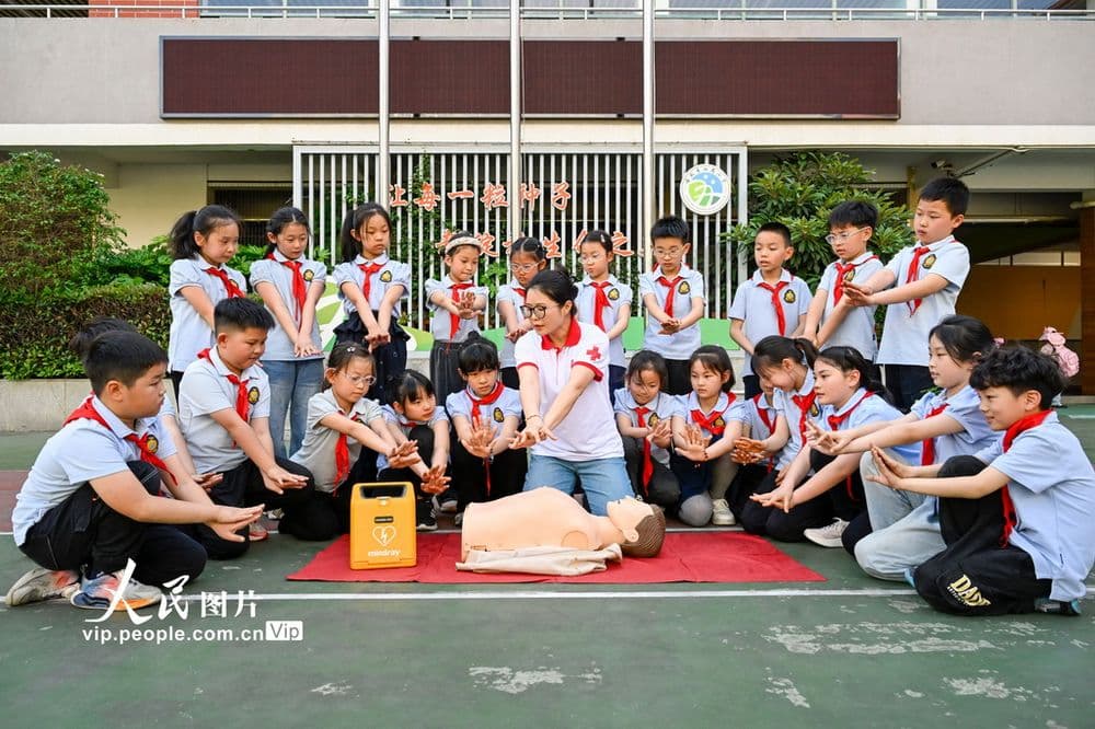 “人人学急救，急救为人人”主题活动开展  安徽合肥：小学生学习急救技能