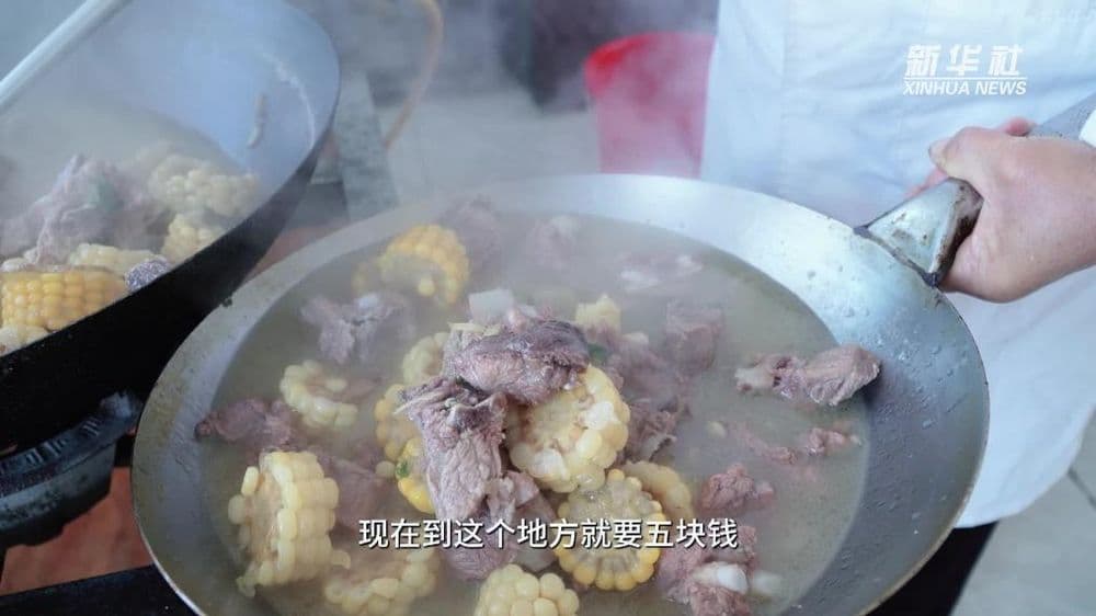 江苏淮安涧前村助餐点:五元午餐 暖胃又暖心